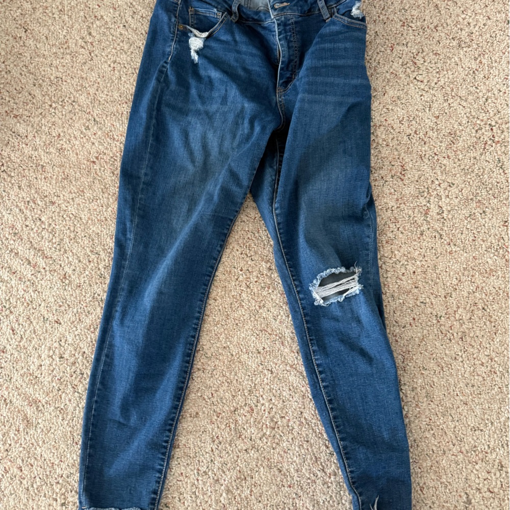Ava & Viv Distressed Dark Blue Skinny Jeans